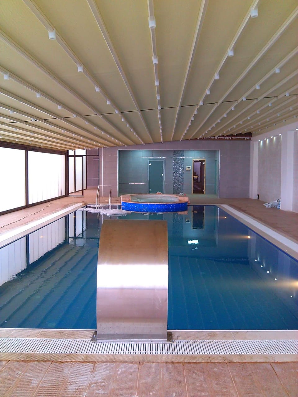 Daşma hovuz tikintisi