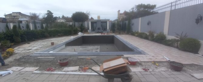 Hovuz tikintisində beton qaba